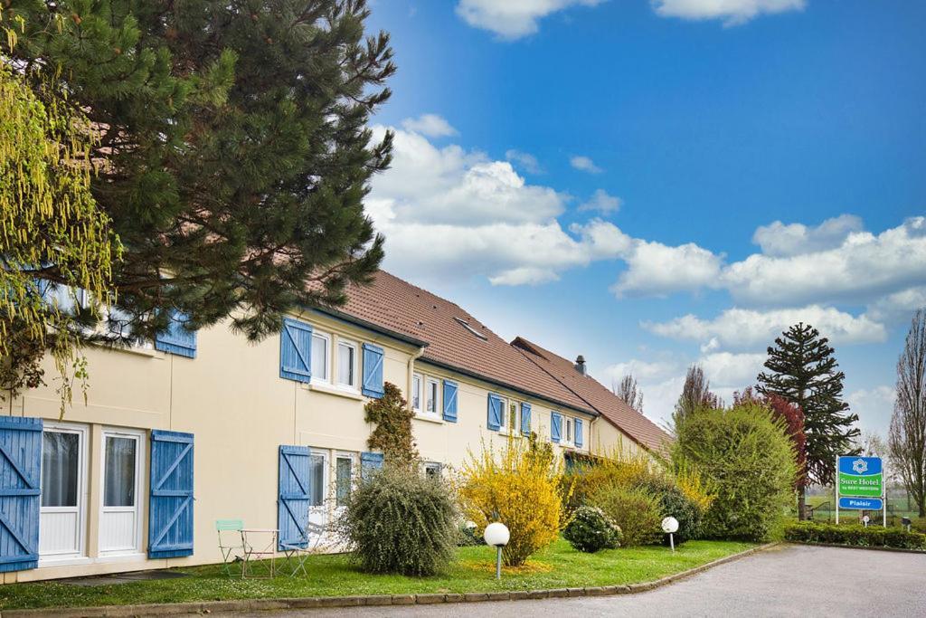 Sure Hotel By Best Western Plaisir Exterior photo